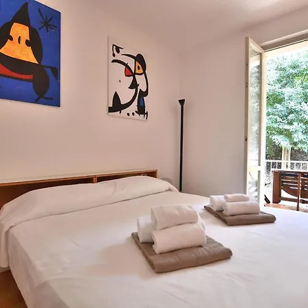 Apartment Joan Miro With Pool